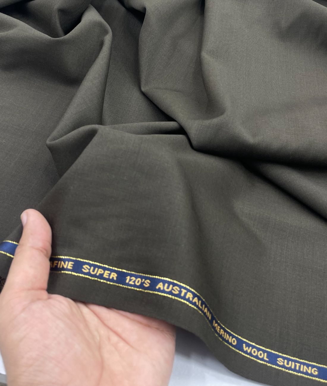 Absoluto Elite Super 120's Counts Merino Wool Luxury Suiting Fabric - Tepchi Men