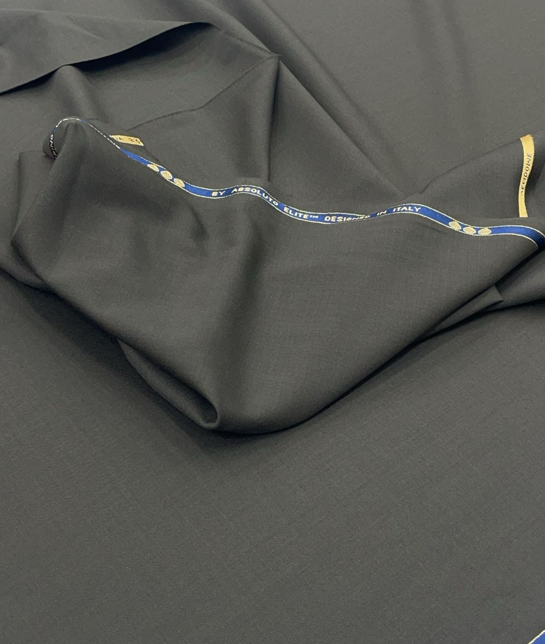 Absoluto Elite Super 120's Counts Merino Wool Luxury Suiting Fabric - Tepchi Men