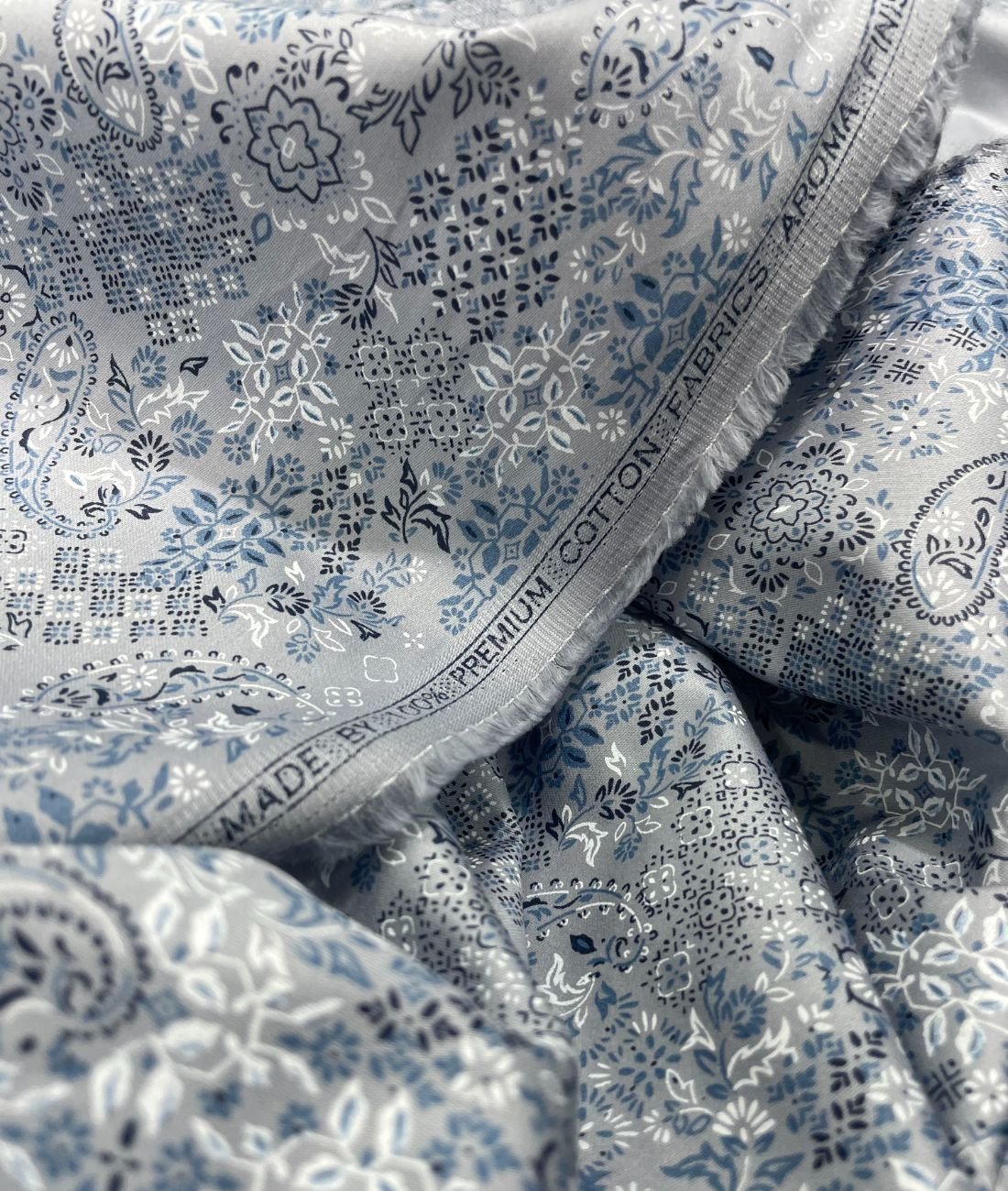 Blue Paisley Printed Luxury Giza Cotton Fabric for Men's Shirt - Tepchi Men