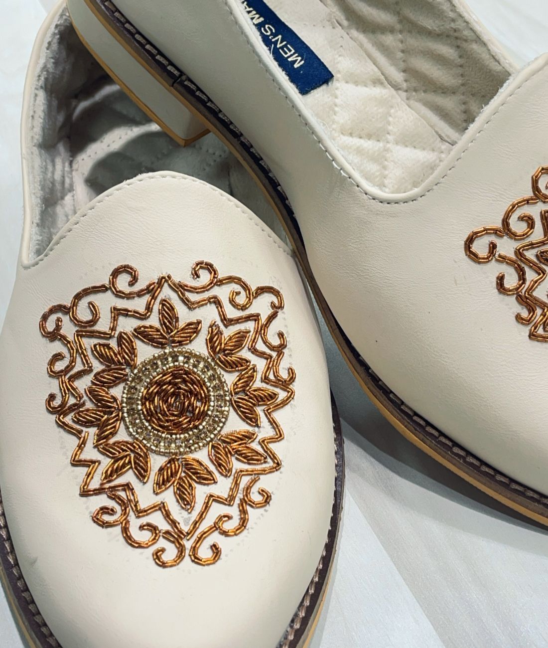Hand Embroidered Luxury Wedding Mojari for Men - Tepchi Men