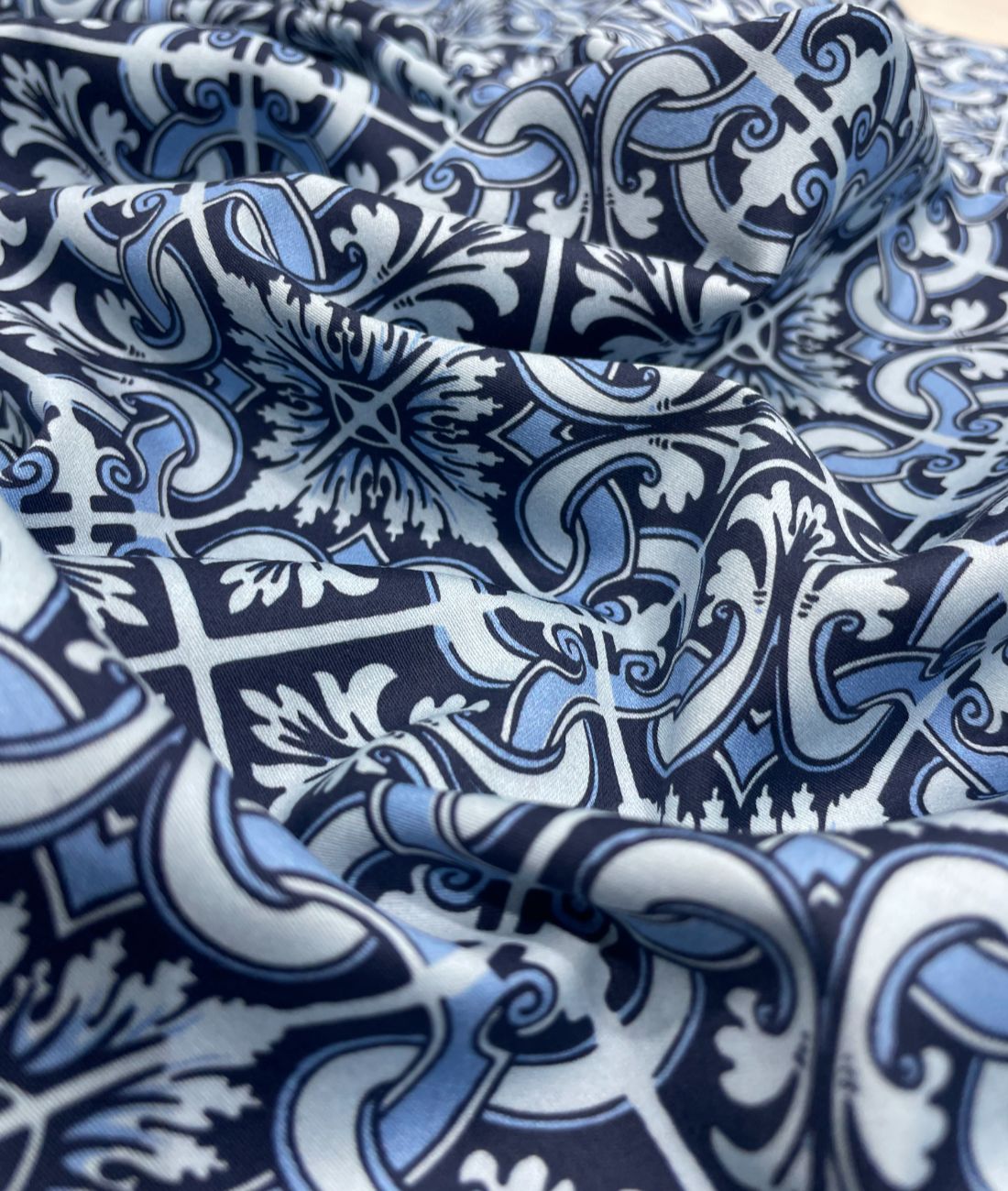 J.Hampstead Designer Printed Premiuim Giza Cotton Fabric for Men's Shirt - Tepchi Men