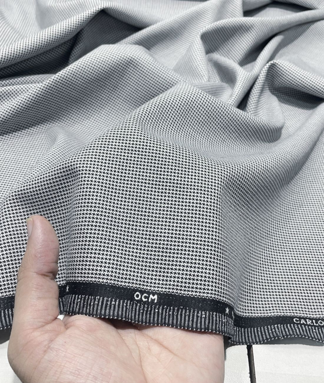 OCM Neo Stretch Luxury Suiting Fabric - Tepchi Men
