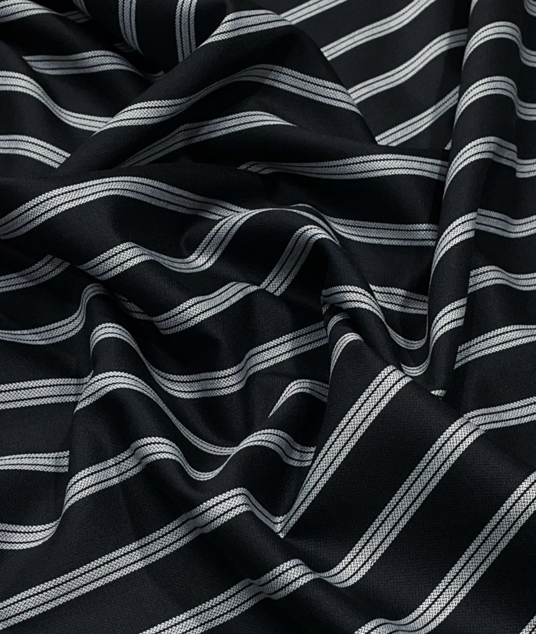 Raymond Ultra Luxury Stripes Suiting Fabric - Tepchi Men