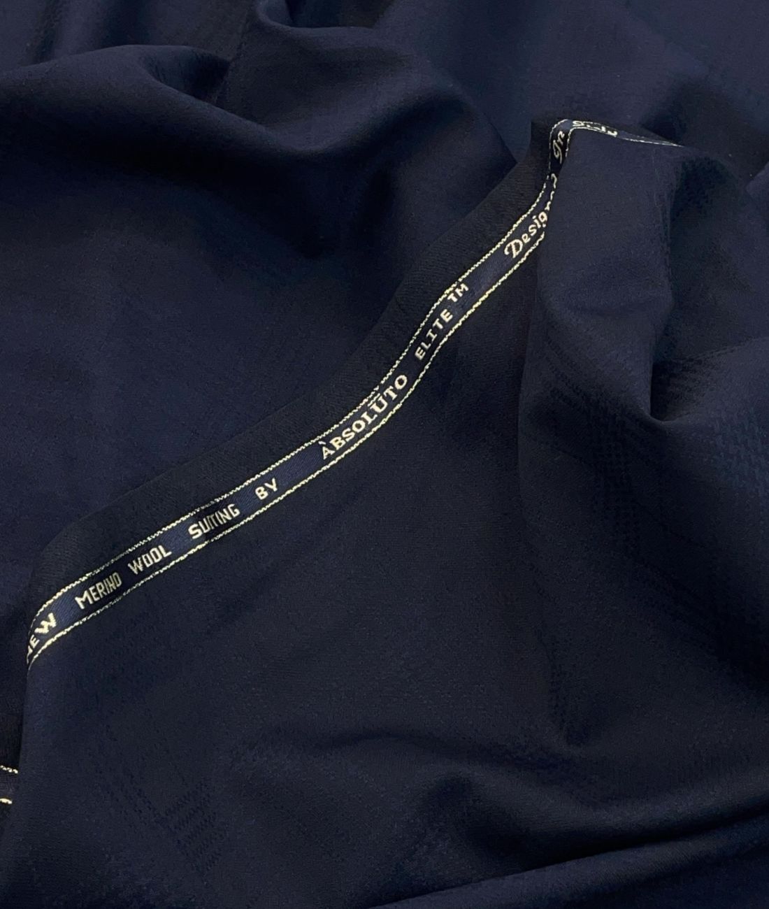 Super 100's Merino Wool Absoluto Elite Luxury Suiting Fabric - Tepchi Men