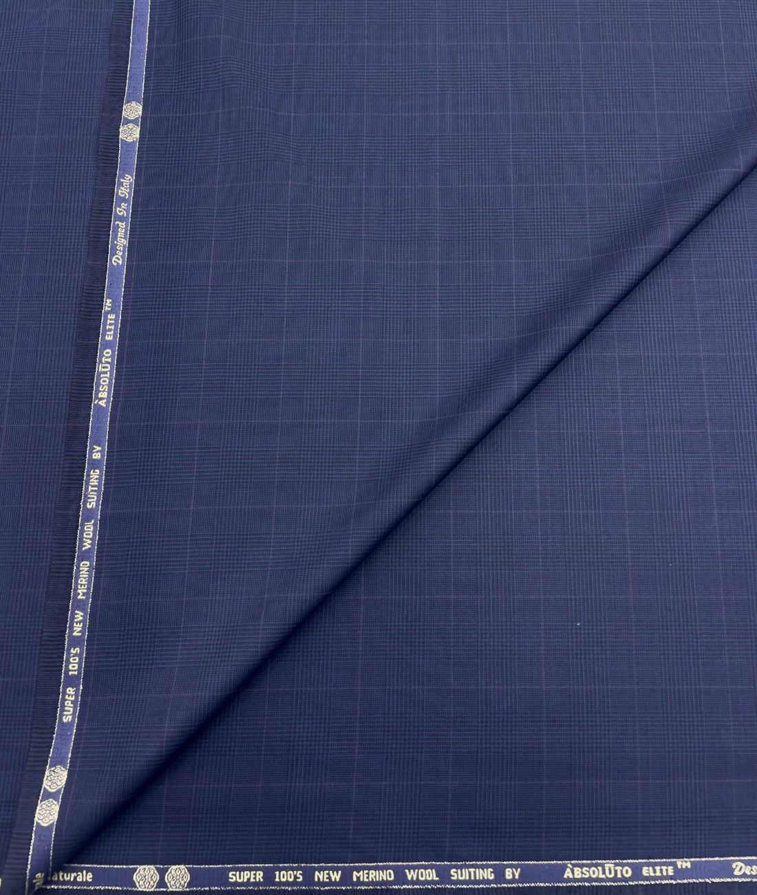 Absoluto Elite 100's Counts Merino Wool Ultra Luxury Suiting Fabric - Tepchi Men