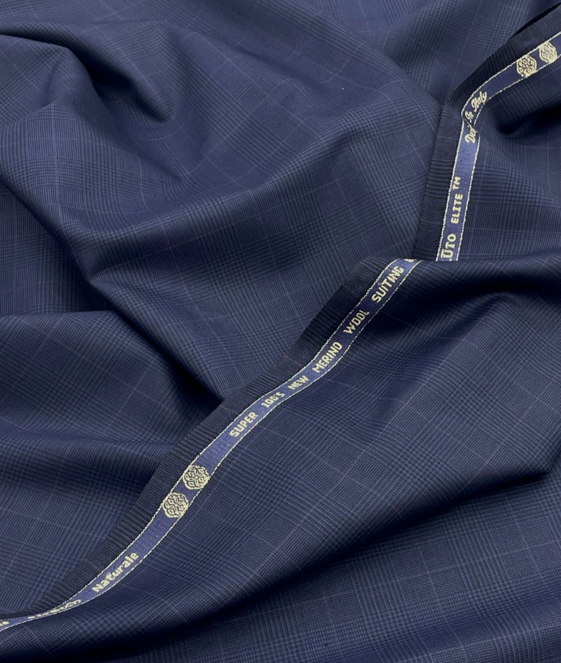 Absoluto Elite 100's Counts Merino Wool Ultra Luxury Suiting Fabric - Tepchi Men