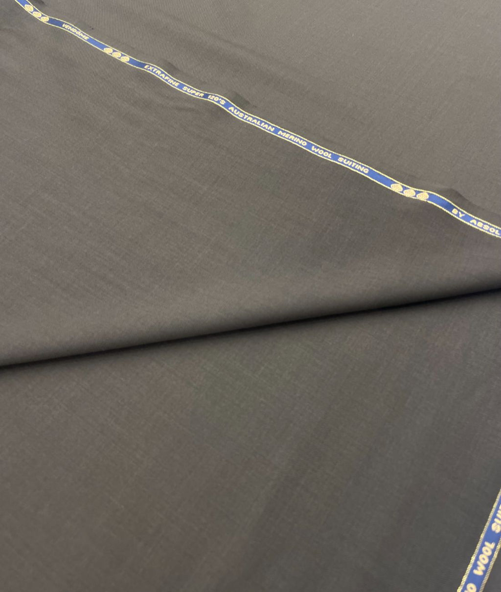 Absoluto Elite Super 120's Counts Merino Wool Luxury Suiting Fabric - Tepchi Men