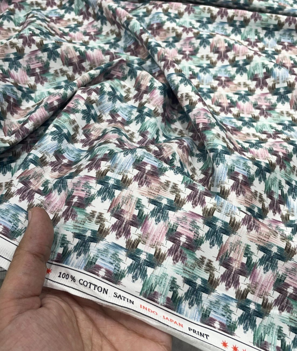 Abstract Print Luxury Giza Cotton Fabric for Men's Shirt - Tepchi Men