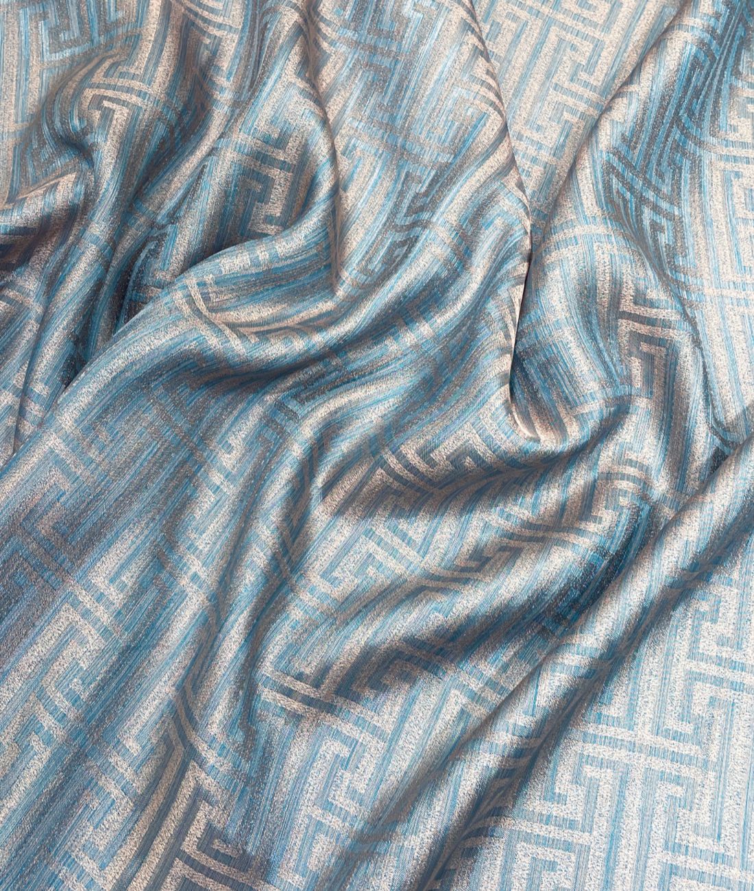 Anti Wrinkle Dual Shade Fabric - Tepchi Men