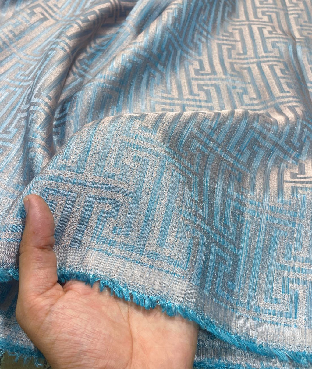 Anti Wrinkle Dual Shade Fabric - Tepchi Men