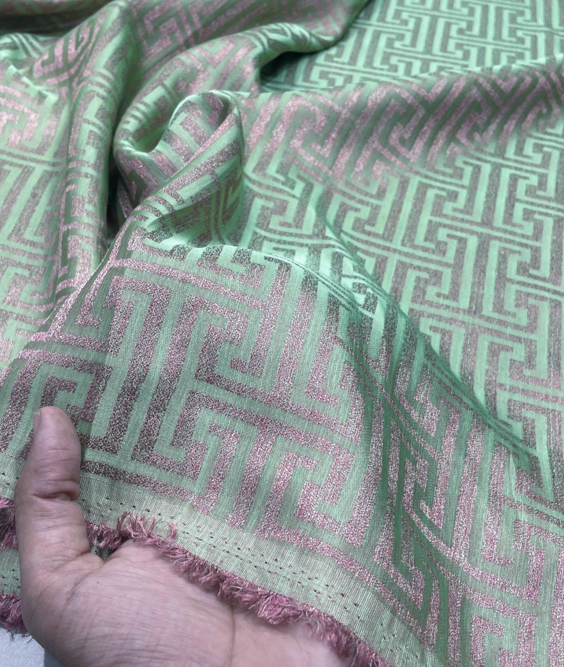 Anti Wrinkle Dual Shade Fabric - Tepchi Men