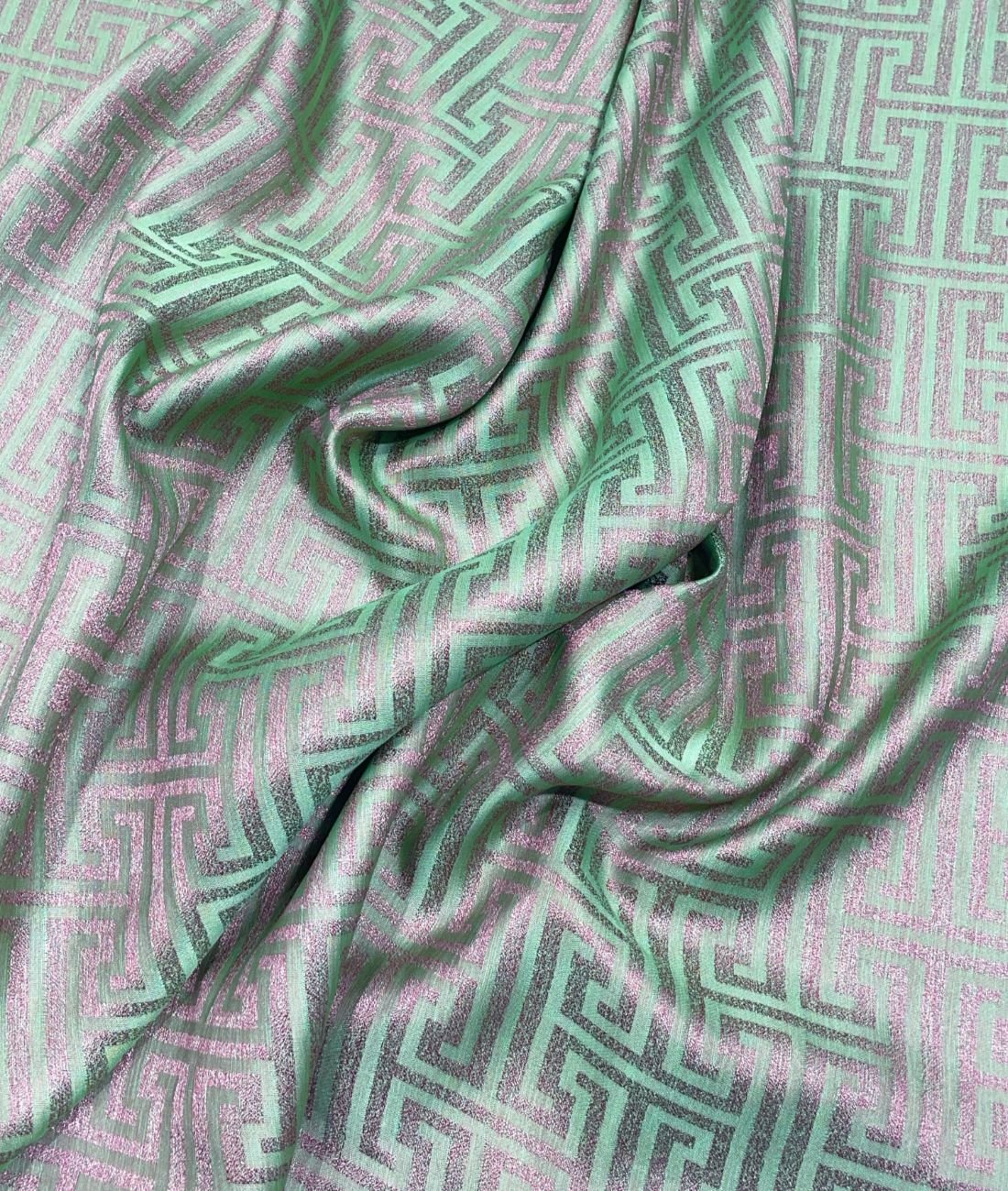 Anti Wrinkle Dual Shade Fabric - Tepchi Men