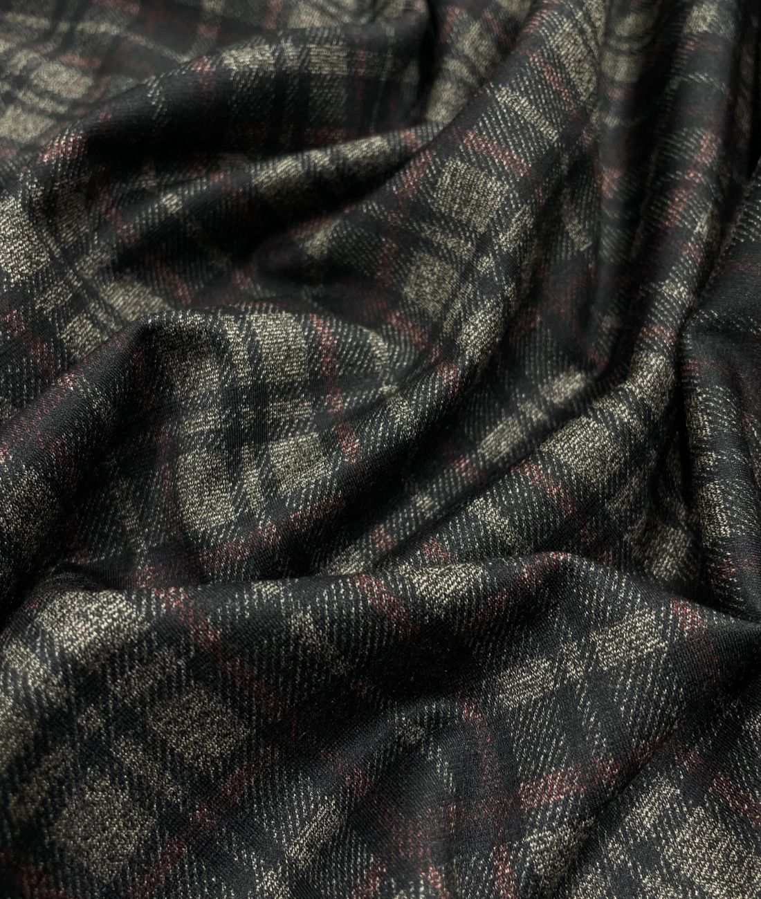 Augustus Luxury Checks Stretchable Suiting Fabric for Suits & Blazers - Tepchi Men