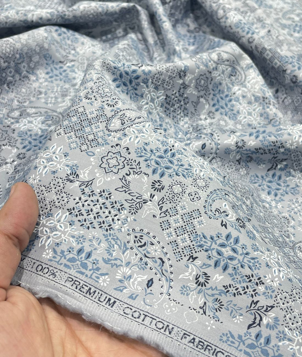 Blue Paisley Printed Luxury Giza Cotton Fabric for Men's Shirt - Tepchi Men