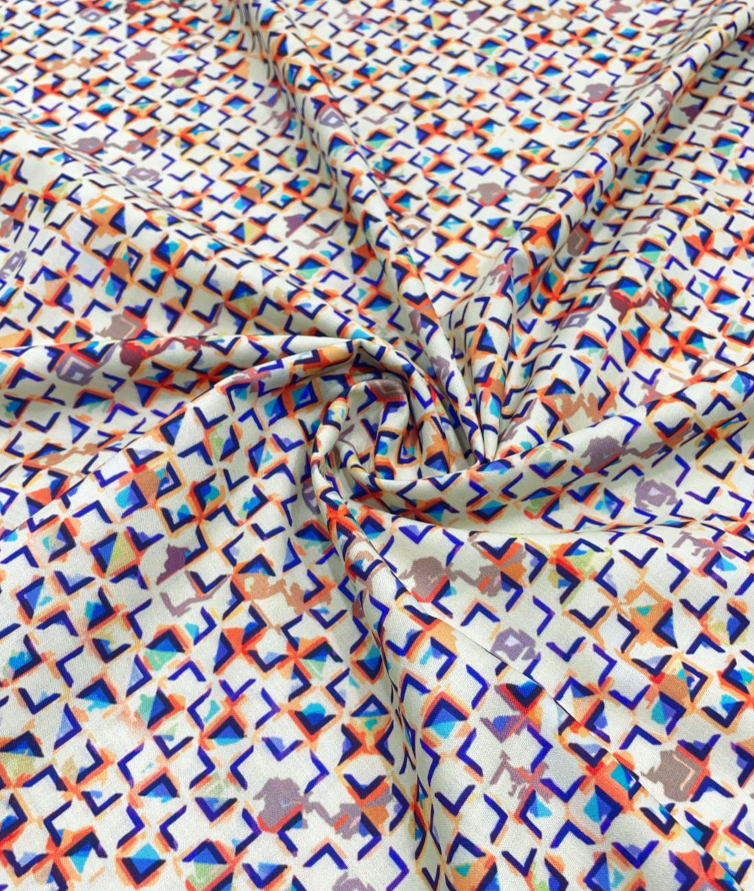 Crisp Patterned Printed Anti Wrinke Cotton Fabric for Men's Shirts & Kurta - Tepchi Men