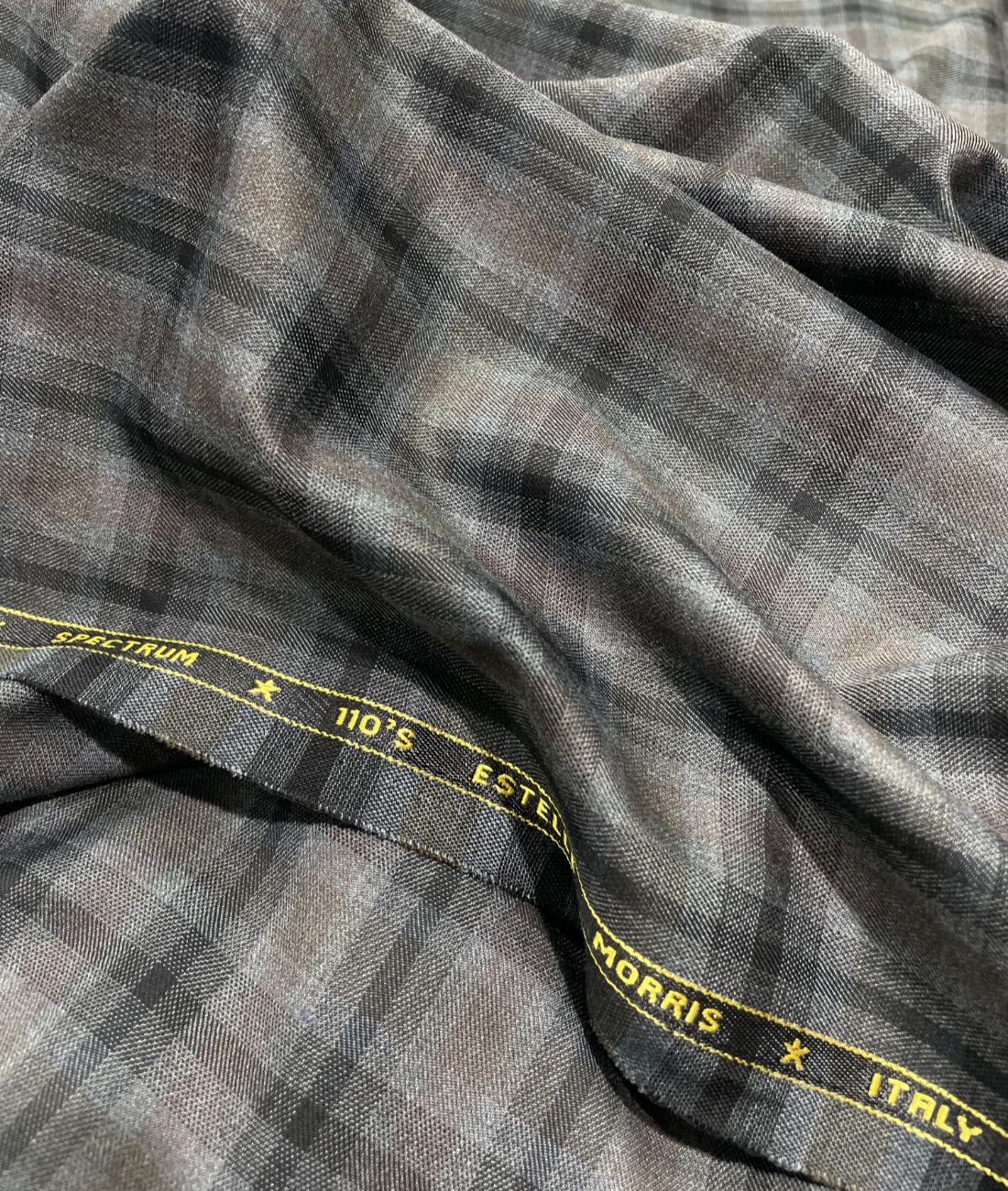 Estelle Morris 110's Counts Ultra Luxury Checks Suiting Fabric for Suits & Blazers - Tepchi Men