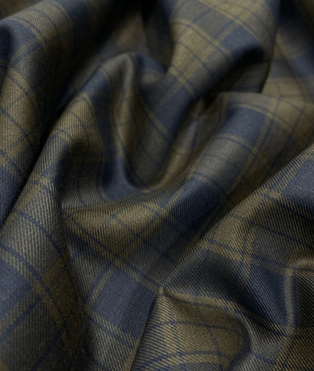Estelle Morris 110's Counts Ultra Luxury Checks Suiting Fabric for Suits & Blazers - Tepchi Men