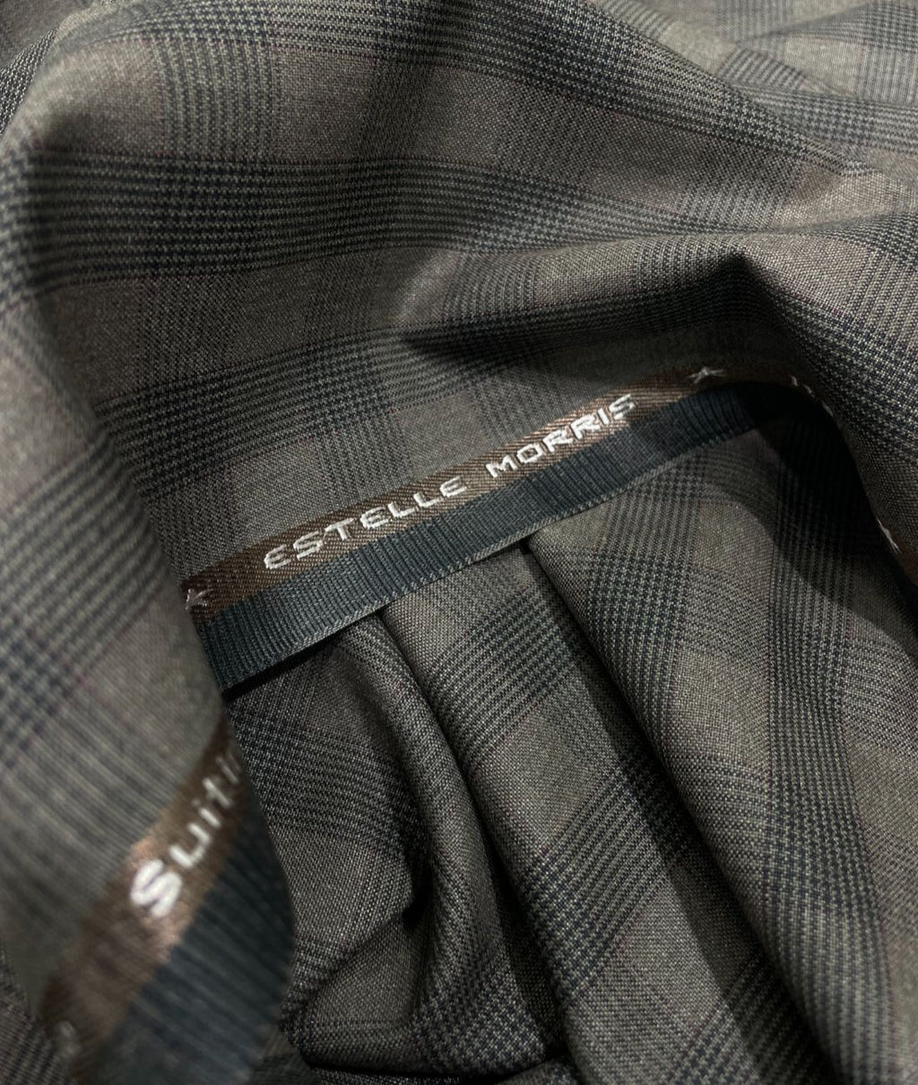 Estelle Morris 110's Counts Ultra Luxury Checks Suiting Fabric for Suits & Blazers - Tepchi Men