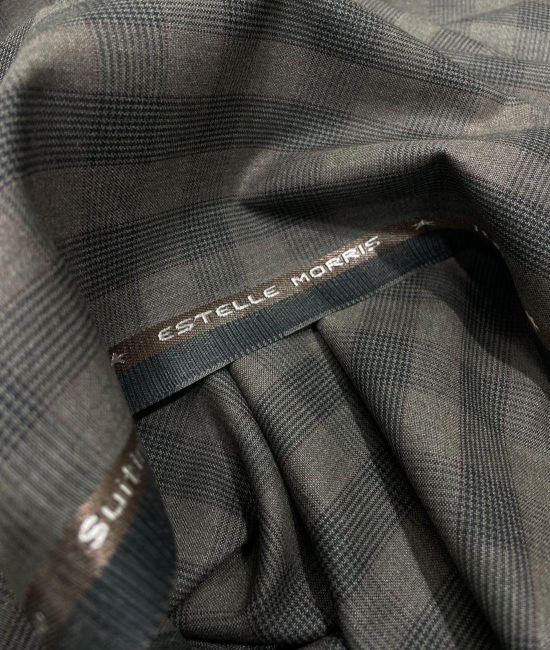 Estelle Morris 110's Counts Ultra Luxury Checks Suiting Fabric for Suits & Blazers - Tepchi Men