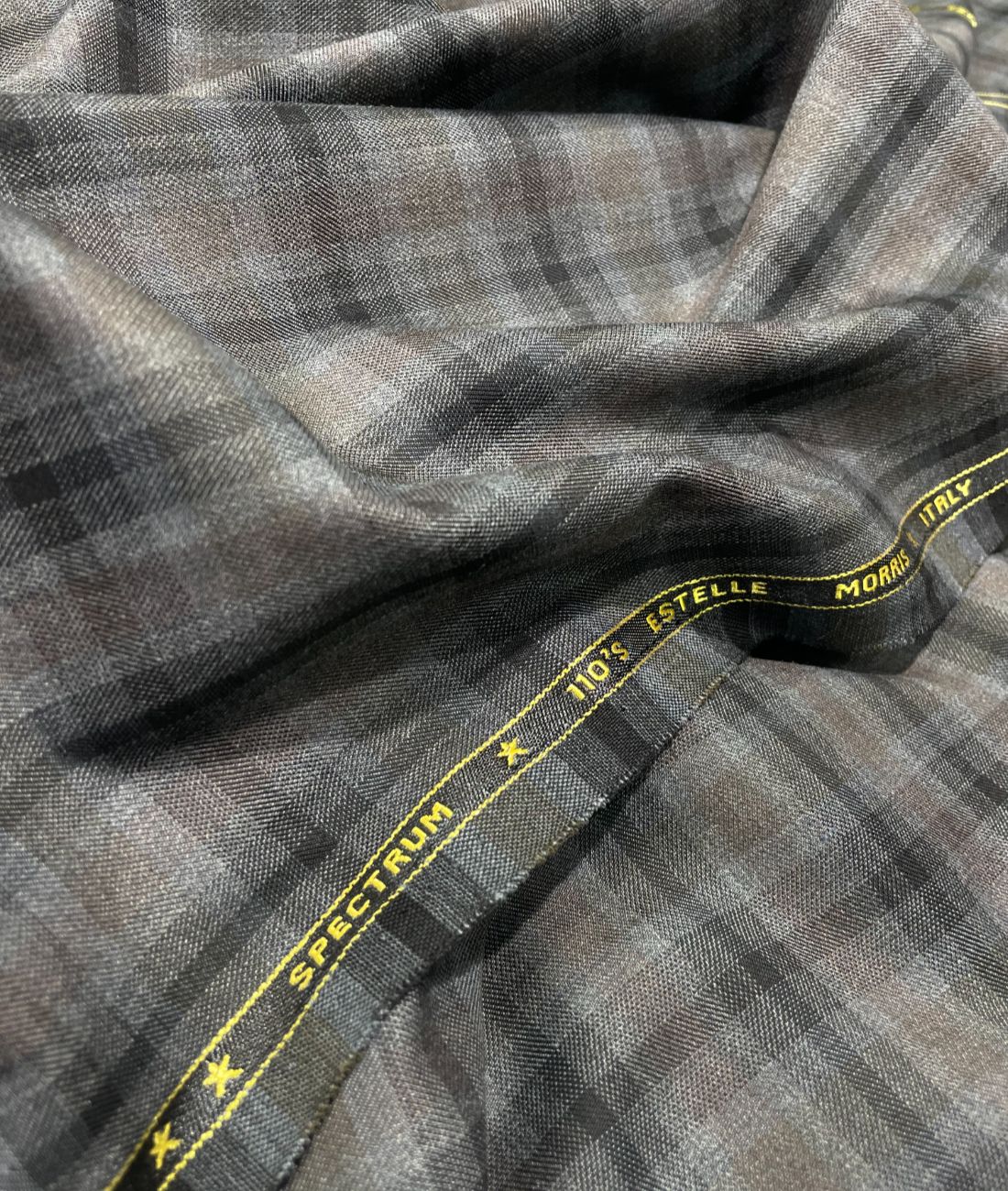Estelle Morris 110's Counts Ultra Luxury Checks Suiting Fabric for Suits & Blazers - Tepchi Men