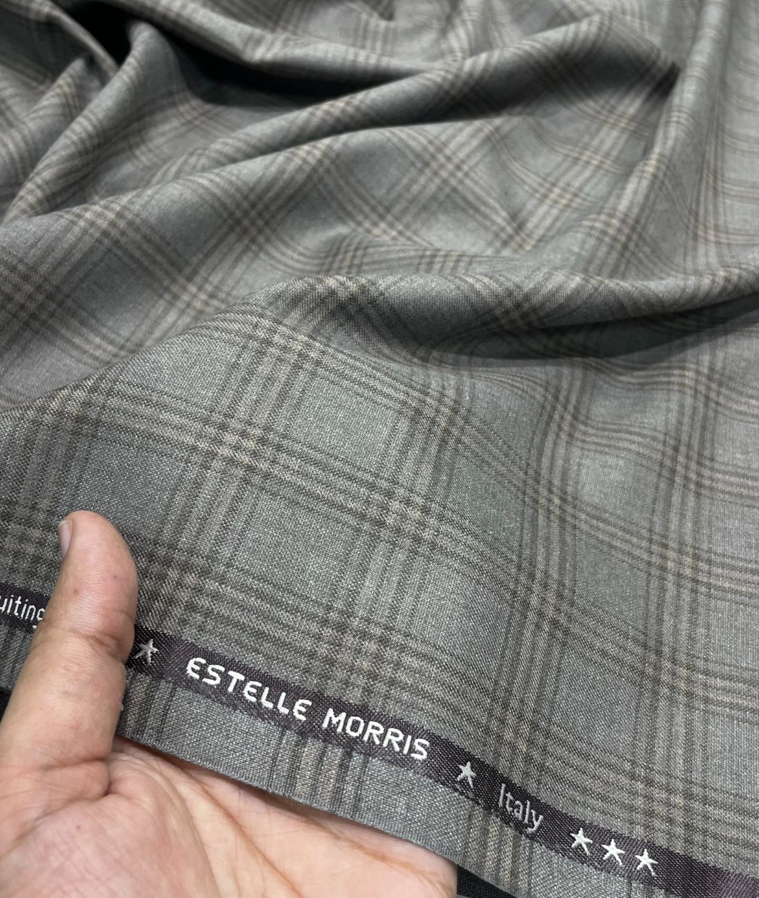 Estelle Morris Ultra Luxury Checks Suiting Fabric for Suits & Blazers - Tepchi Men
