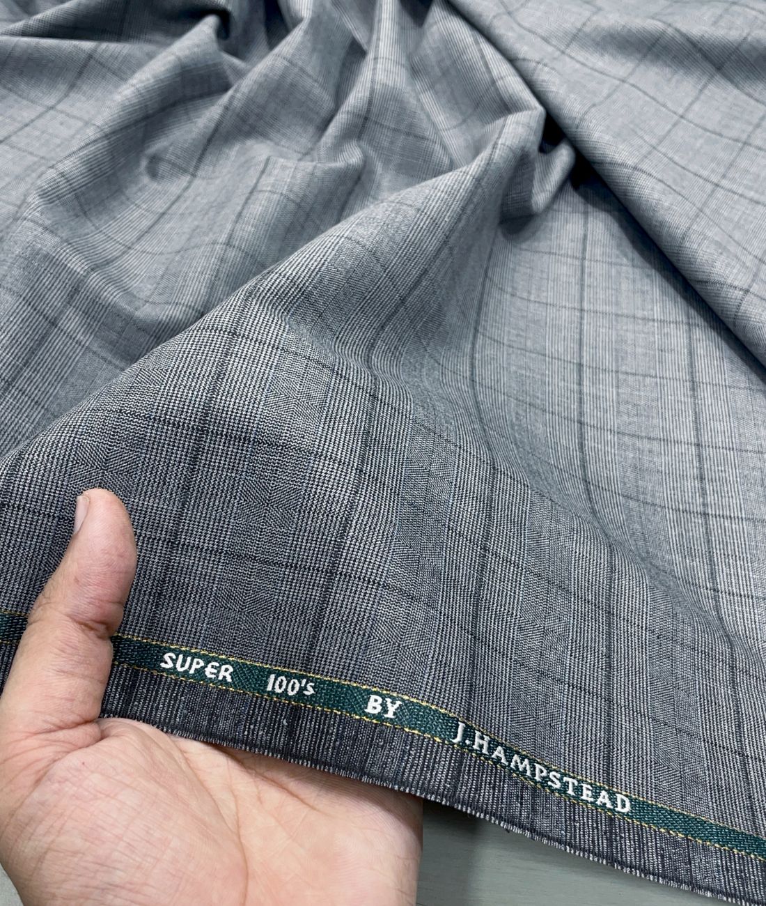 J.Hampstead Super 100's Counts Lycra Checkered Suiting Fabric for Suits & Pants - Tepchi Men