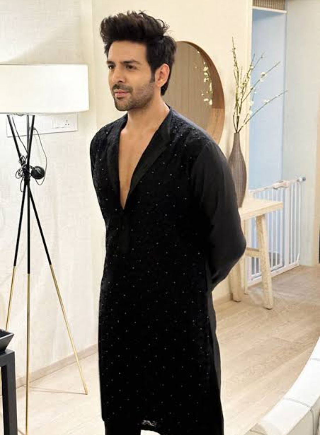 Kartik Aryan Inspired Heavy Embroidered Open Neck Kurta - Tepchi Men
