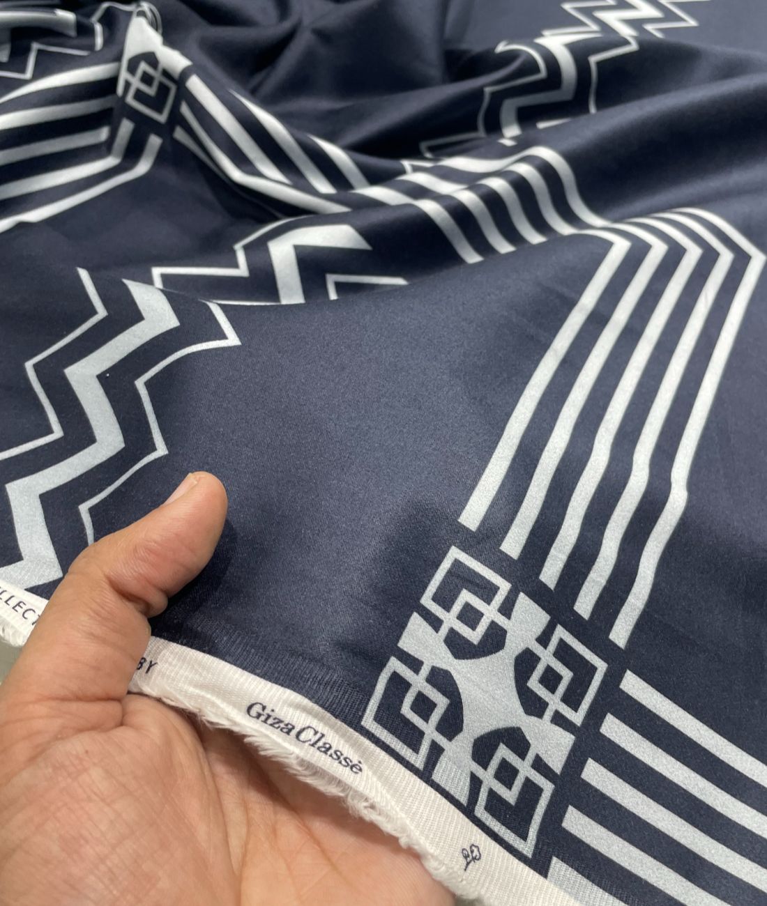Luxury Abstract Printed Giza Cotton Fabric for Men's Shirt - Tepchi Men