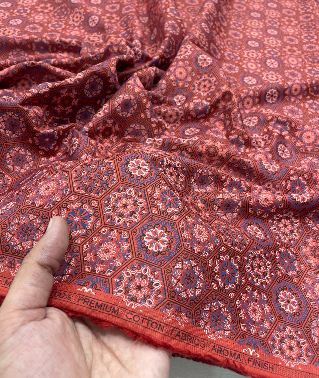 Red Paisley Printed 2 Ply Giza Cotton Fabric for Men's Shirt - Tepchi Men