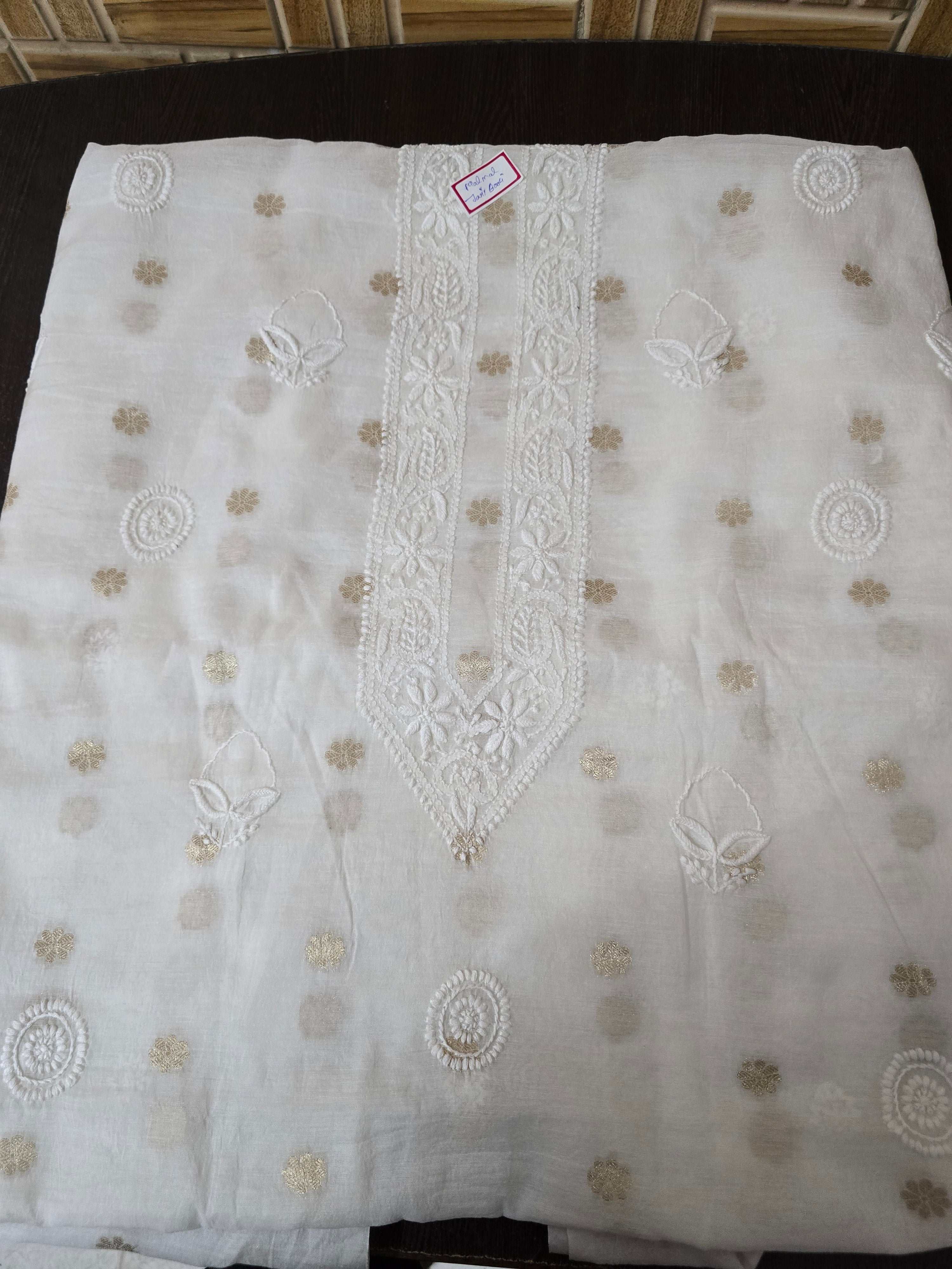 Lucknowi Chikan Malmal Zari Boti