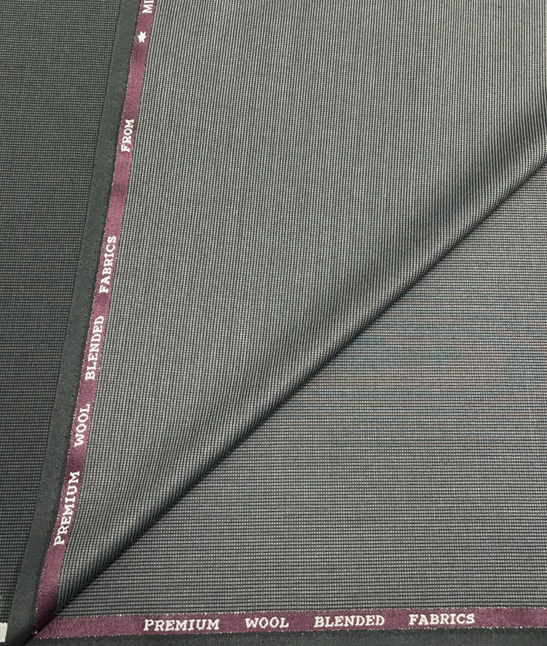 Siyaram's Merino Wool Blended Luxe Suiting Fabric - Tepchi Men