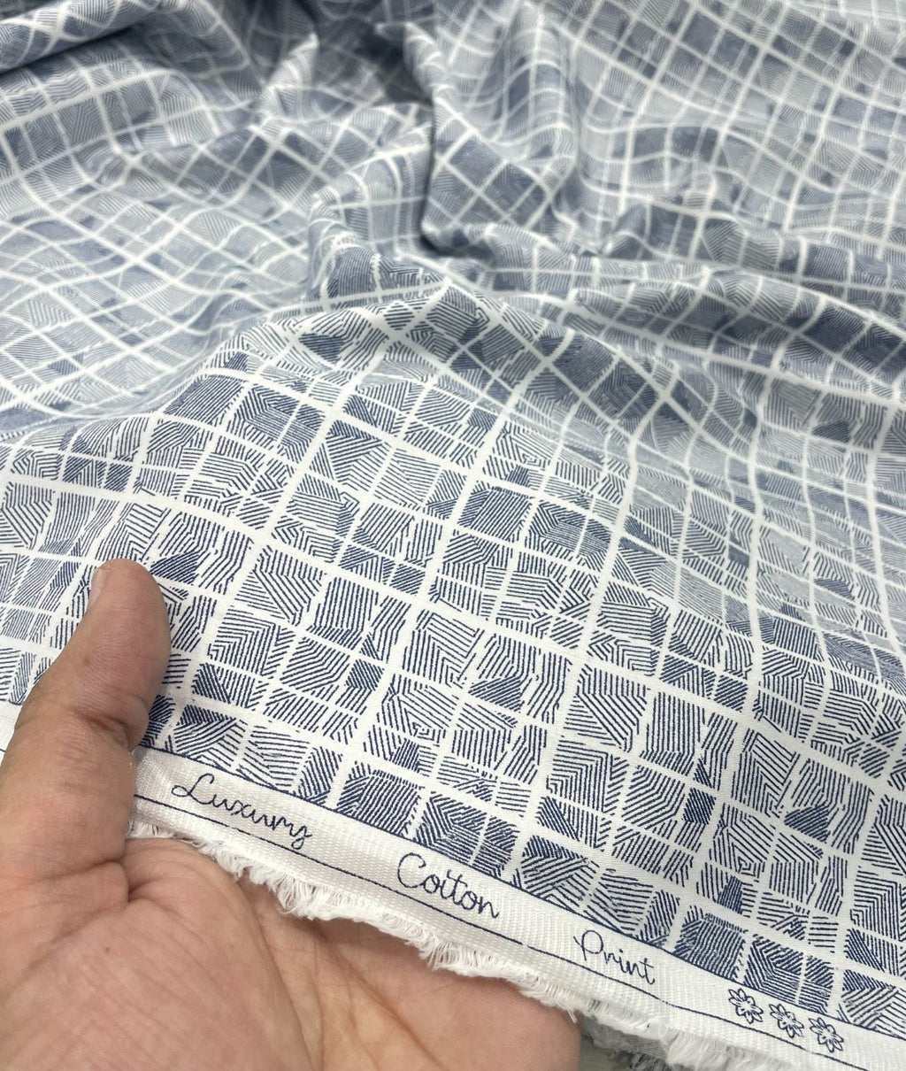 White Abstract Printed Luxury Giza Cotton Fabric for Men's Shirt - Tepchi Men